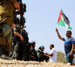 Bil'in protest (image by Mohammed Yasin)