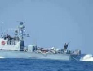 Israeli Navy Warships Open Fire at Palestinian Fishermen, off the Gaza Coast