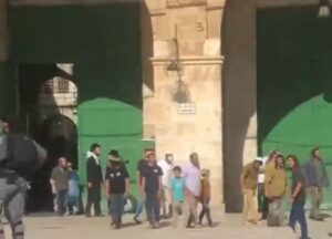 Israeli police and settlers raid Jerusalem’s Al-Aqsa, assault worshipers