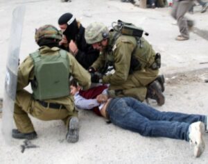 Israeli Army Abducts Three Palestinians Near Hebron