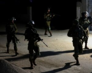 Israeli Soldiers Abduct A Palestinian, Confiscate Car, Near Jenin And Nablus