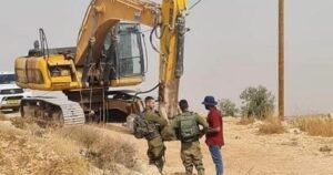Israeli Forces Issue 5 Stop Work Orders, Confiscate 2 Bulldozers, Near Salfit