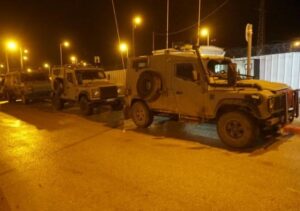 Soldiers Injure Many Palestinians, Abduct Two, In Nablus