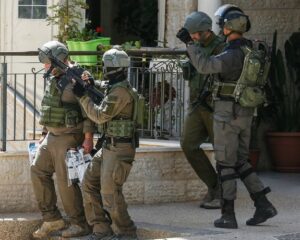 Updated: Israeli Army Abducts 32 Palestinians In West Bank