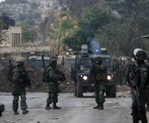 Israeli Soldiers Shoot A Palestinian, Abduct Three, In Nablus