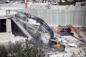 Israeli Authorities Demolish a Building Near Jerusalem