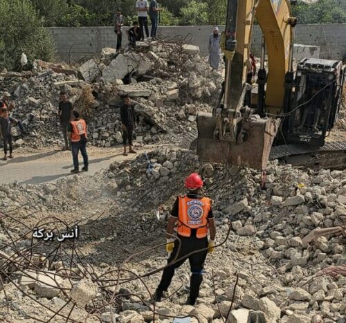 Israeli forces shell Gaza areas despite ceasefire agreement