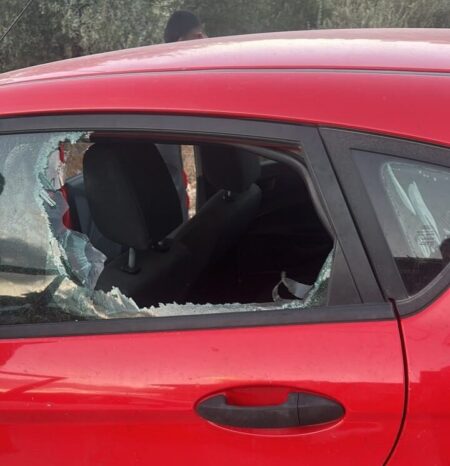 Israeli settlers attack Palestinian communities near Ramallah